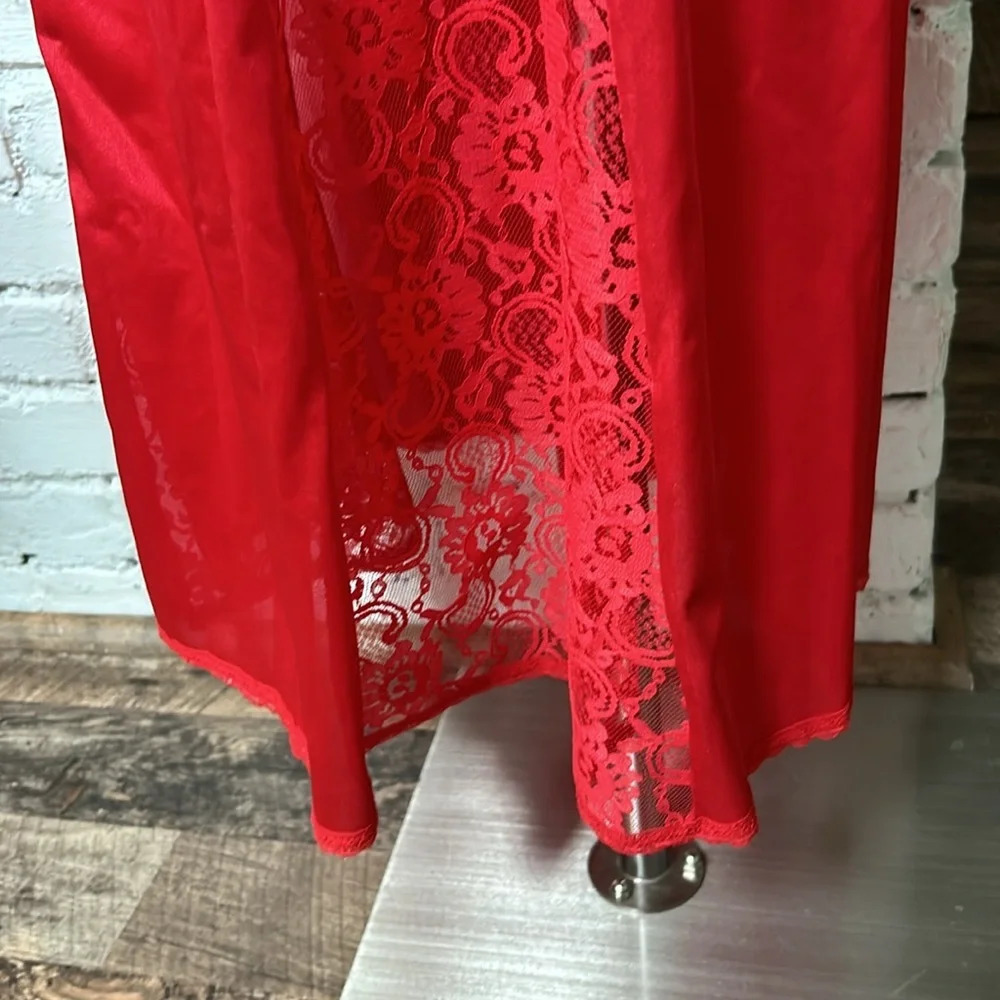 Vintage Paramount New York Red Lace Nightgown Small - Picture 6 of 13